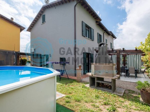 casa indipendente in vendita a Roncoferraro