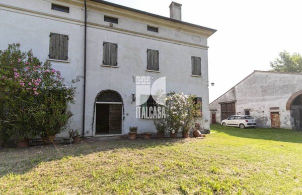 casa indipendente in vendita a Roncoferraro