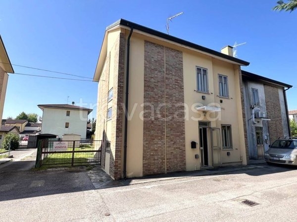 casa indipendente in vendita a Roncoferraro in zona Nosedole