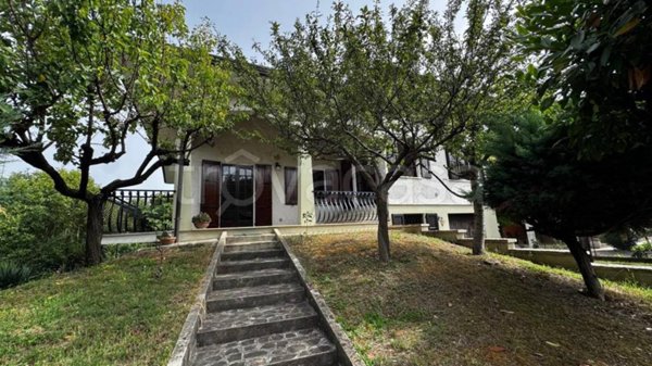casa indipendente in vendita a Roncoferraro in zona Governolo