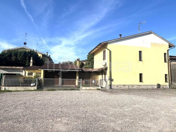 casa indipendente in vendita a Roncoferraro in zona Barbassolo