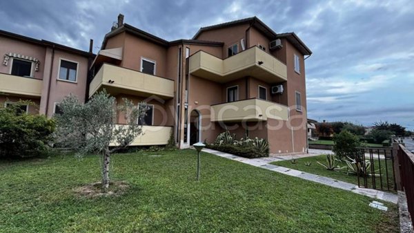 appartamento in vendita a Roncoferraro in zona Barbasso