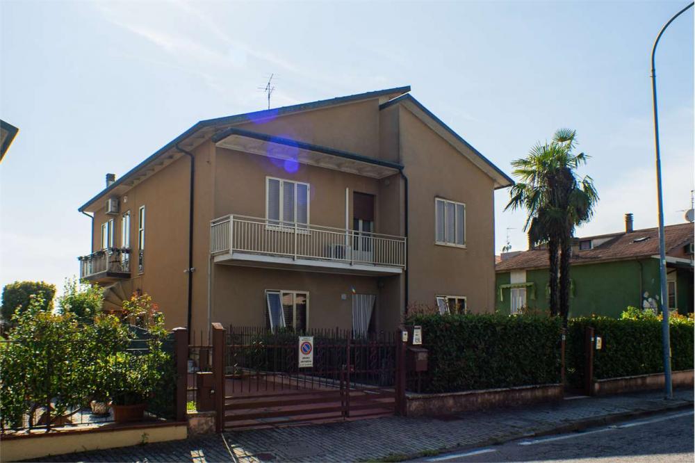 casa indipendente in vendita a Roverbella in zona Castiglione Mantovano