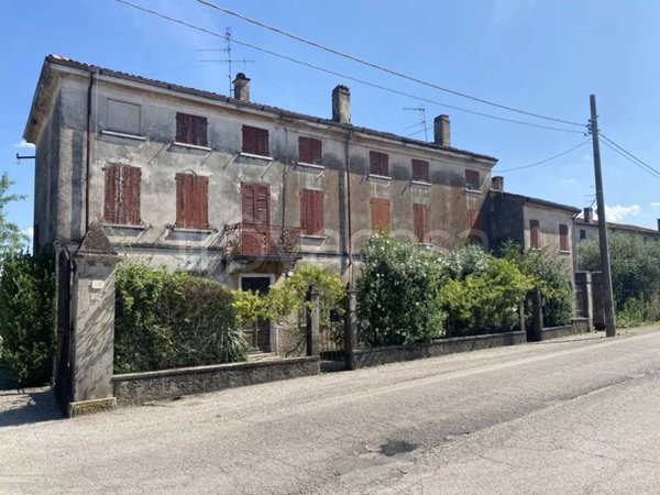 casa indipendente in vendita a Roverbella