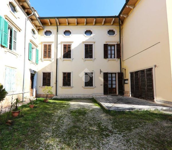 appartamento in vendita a Roverbella