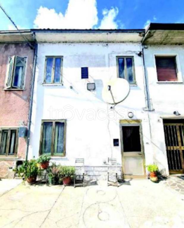 casa indipendente in vendita a Roverbella