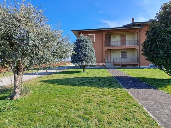 casa indipendente in vendita a Roverbella