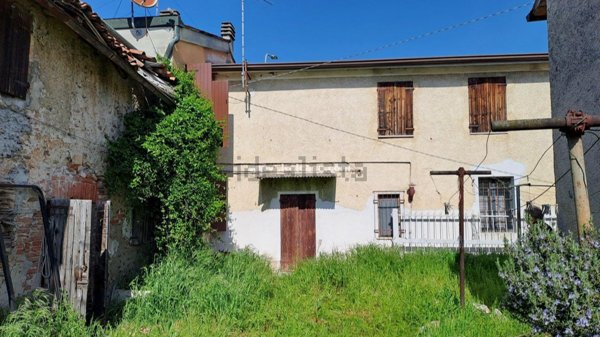 casa indipendente in vendita a Roverbella