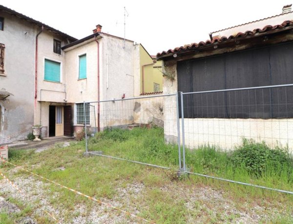 casa indipendente in vendita a Roverbella