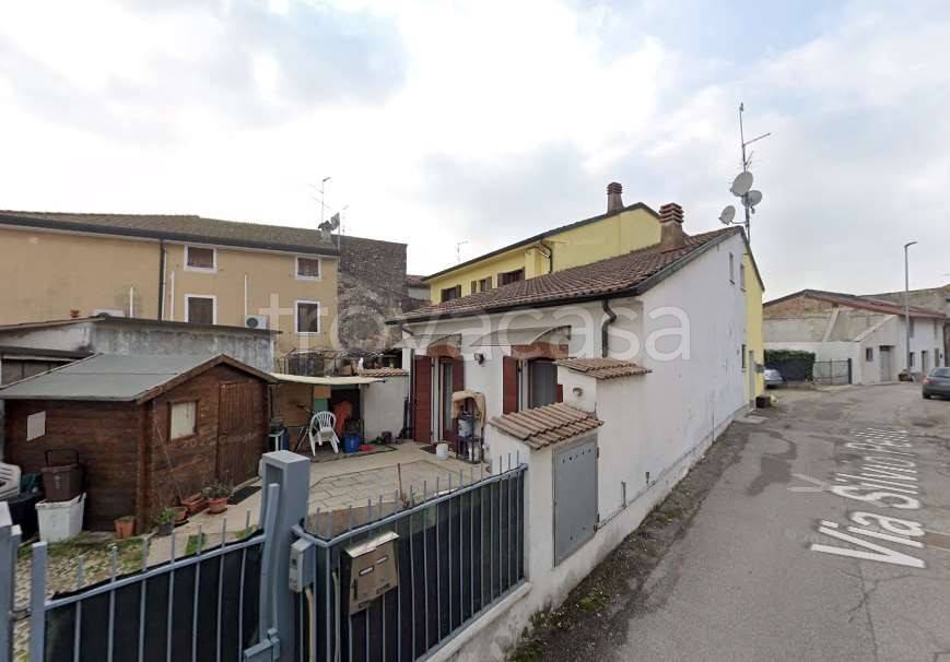 appartamento in vendita a Roverbella in zona Malavicina