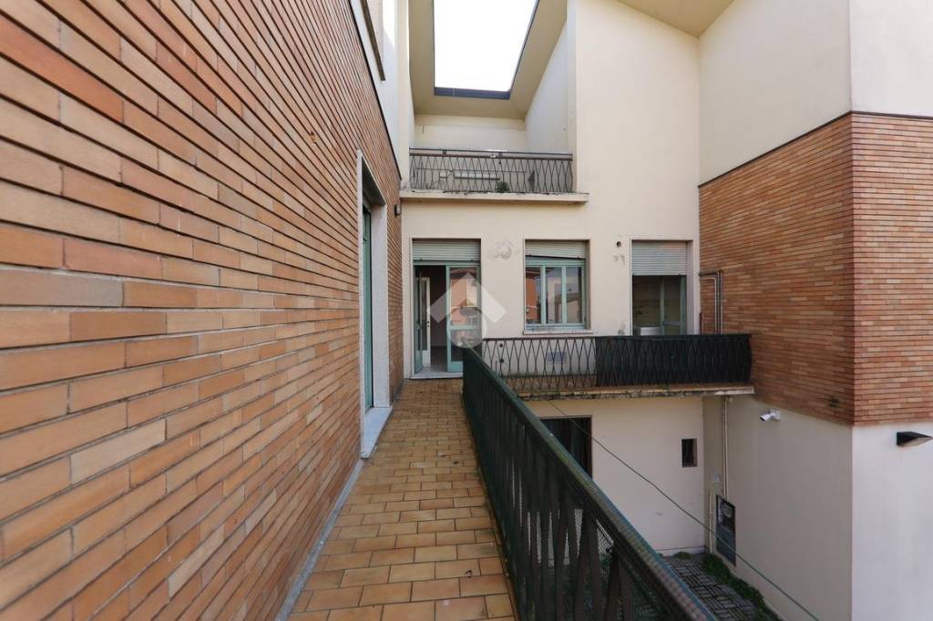appartamento in vendita a Roverbella