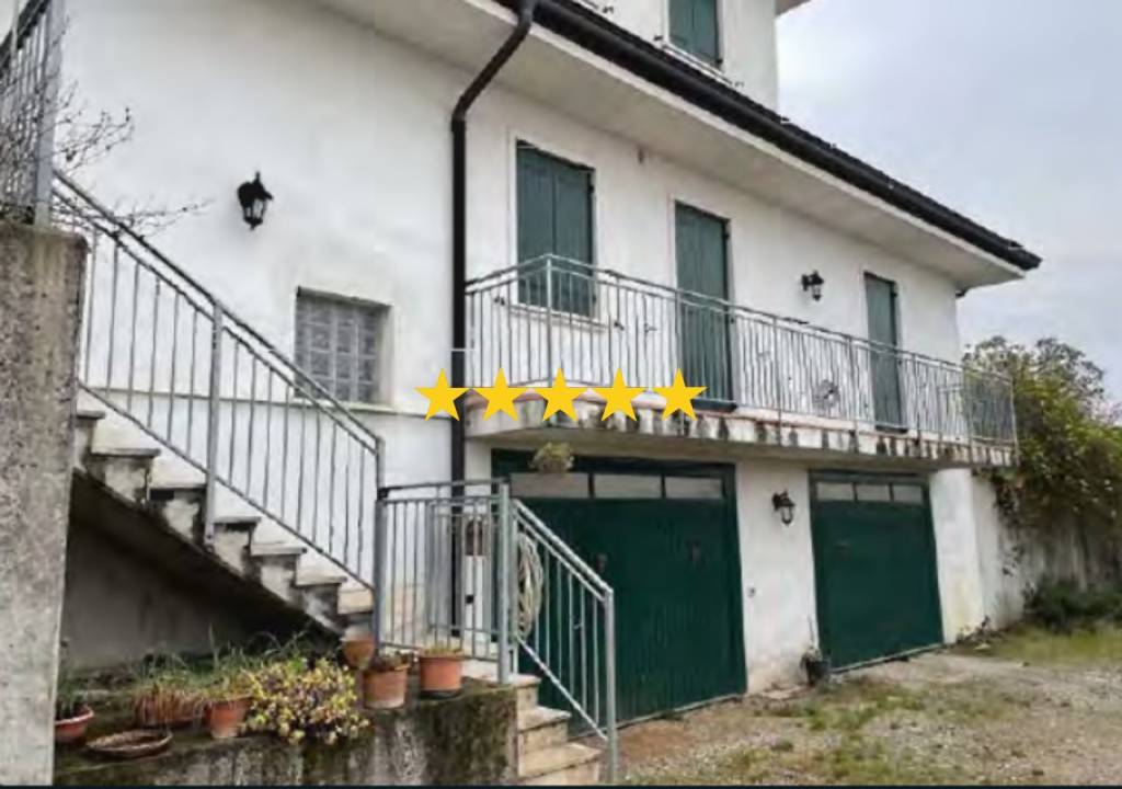 appartamento in vendita a Roverbella in zona Pellaloco