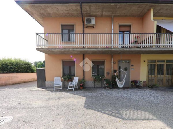 casa indipendente in vendita a Roverbella in zona Canedole