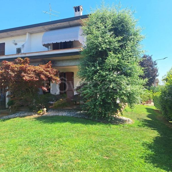 casa indipendente in vendita a Roverbella