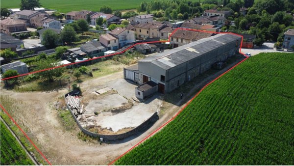 terreno agricolo in vendita a Roverbella