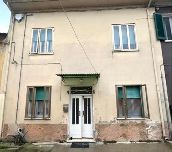 casa indipendente in vendita a Roverbella