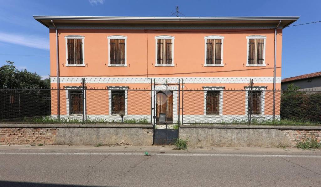 casa indipendente in vendita a Roverbella in zona Belvedere