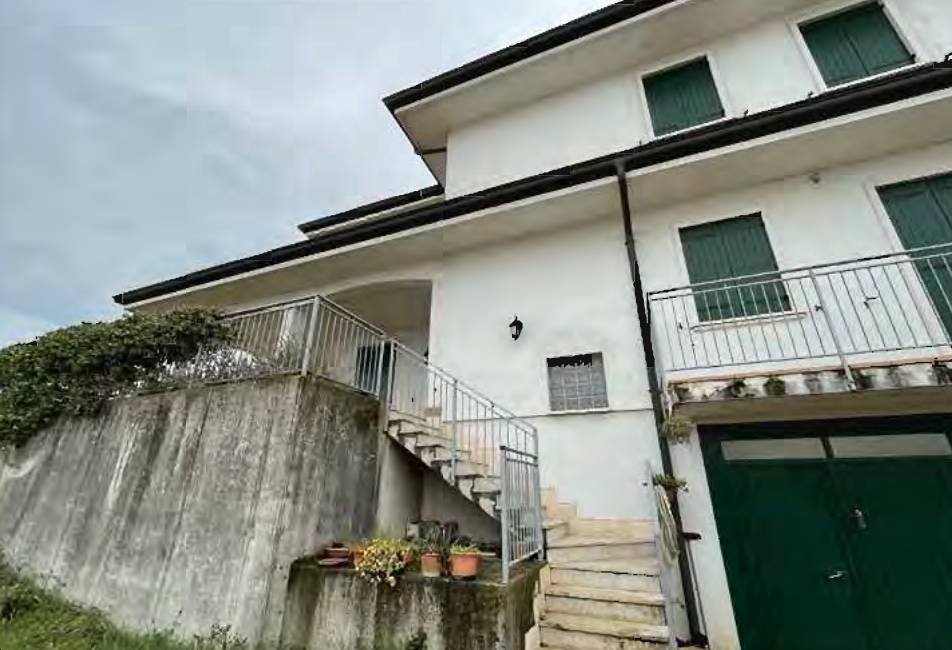 casa indipendente in vendita a Roverbella