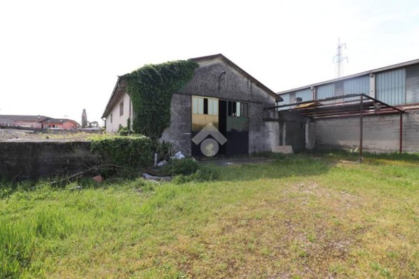 appartamento in vendita a Roverbella in zona Pellaloco