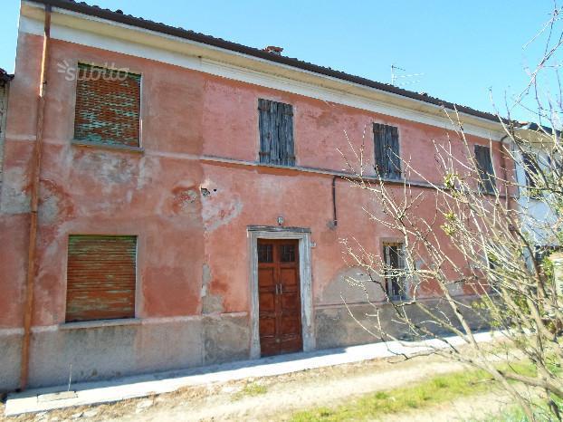 casa indipendente in vendita a Roverbella