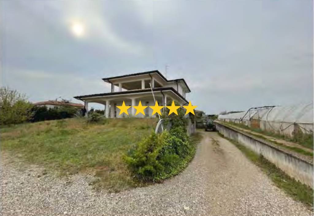 casa indipendente in vendita a Roverbella in zona Pellaloco