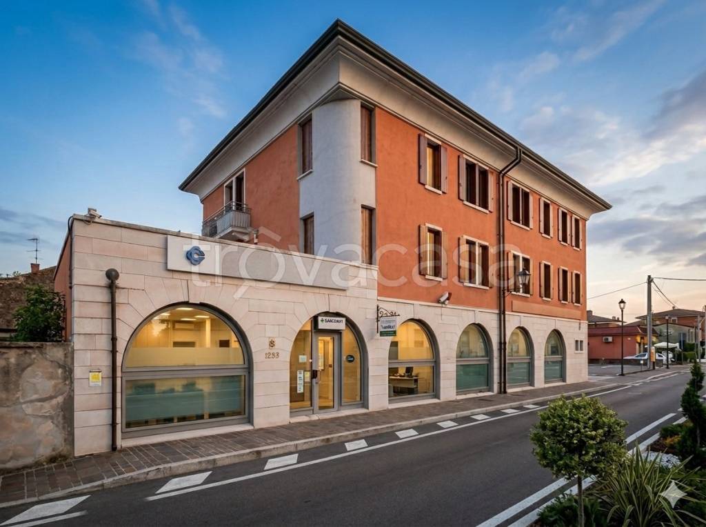 ufficio in vendita a Roverbella