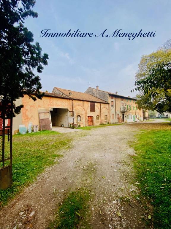 casa indipendente in vendita a Roverbella