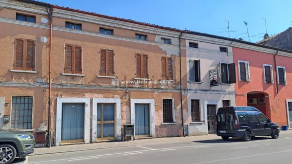 casa indipendente in vendita a Roverbella