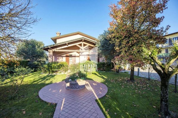 casa indipendente in vendita a Roverbella