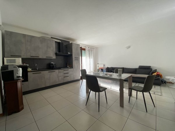 appartamento in vendita a Roverbella in zona Malavicina