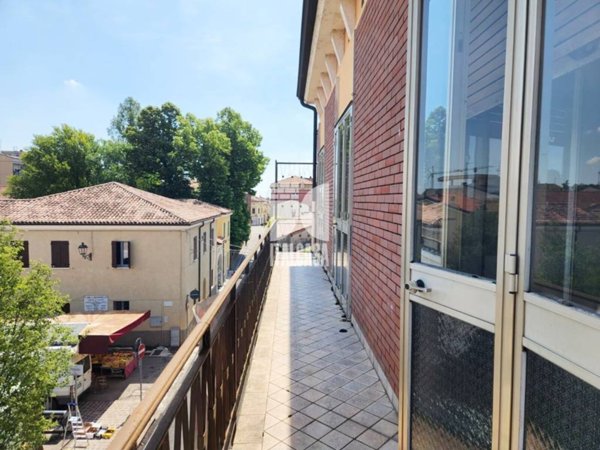 appartamento in vendita a Roverbella in zona Malavicina