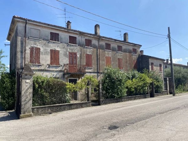 casa indipendente in vendita a Roverbella
