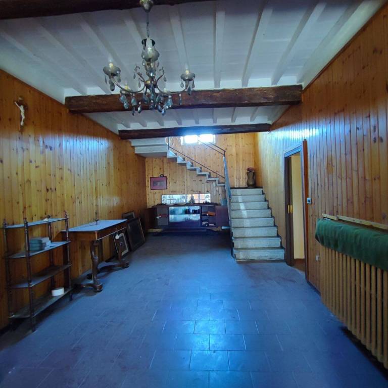 casa indipendente in vendita a Sabbioneta in zona Breda Cisoni
