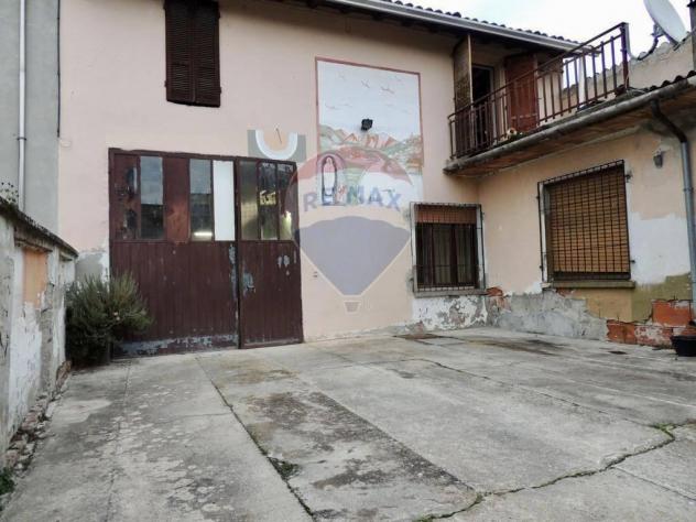 casa indipendente in vendita a Sabbioneta in zona Breda Cisoni