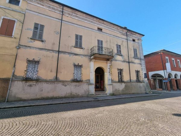 intera palazzina in vendita a Sabbioneta