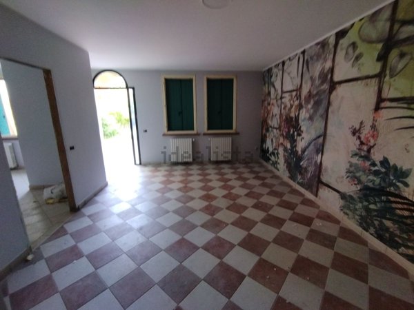 casa indipendente in vendita a Sabbioneta