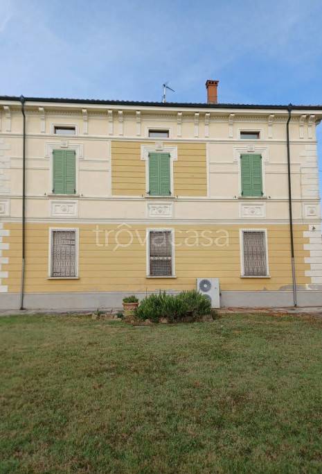 casa indipendente in vendita a Sabbioneta