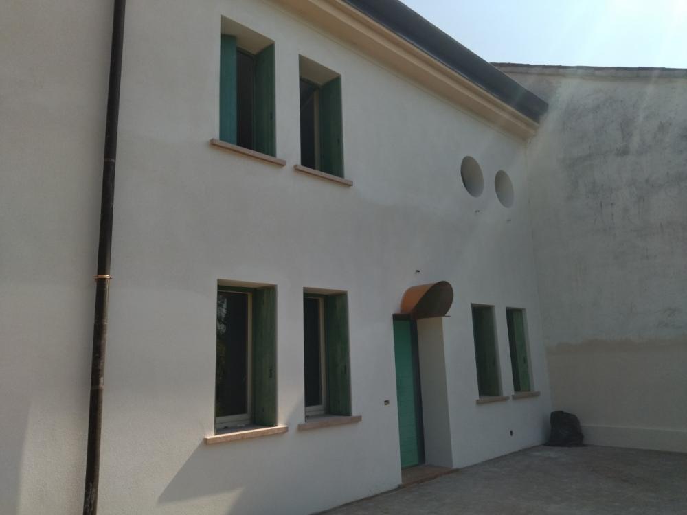 casa indipendente in vendita a Sabbioneta