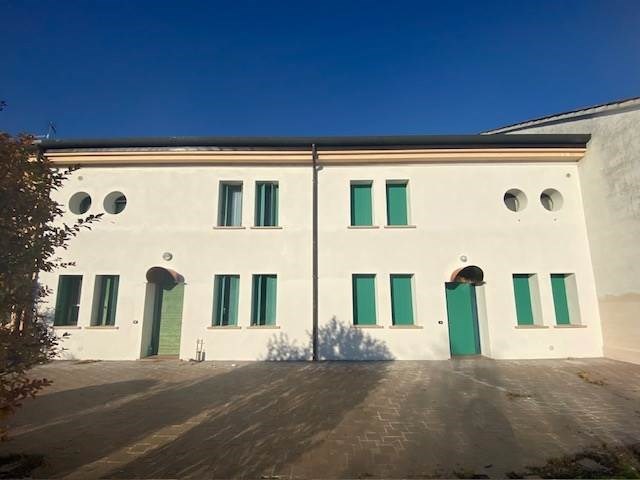 casa indipendente in vendita a Sabbioneta