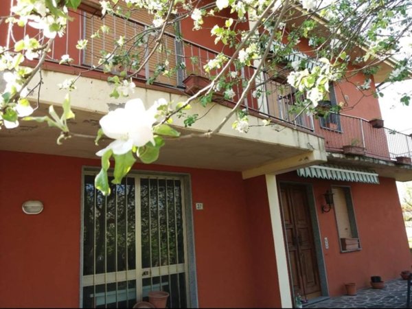 casa indipendente in vendita a Sabbioneta in zona Villa Pasquali