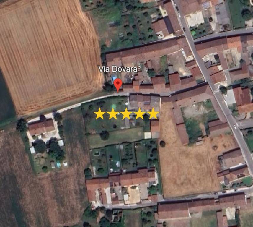 locale di sgombero in vendita a Sabbioneta in zona Ponteterra