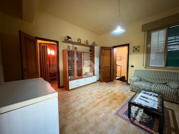 casa indipendente in vendita a Sabbioneta