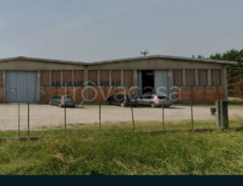 locale commerciale in vendita a Sabbioneta