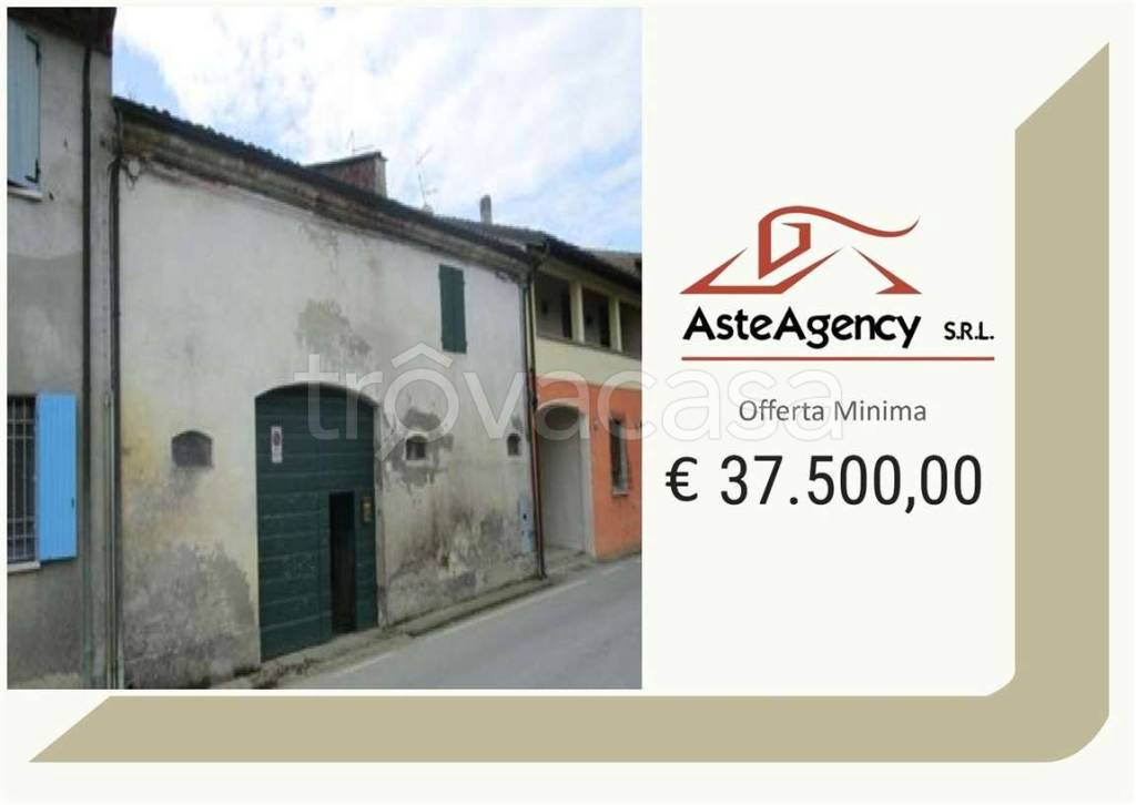casa indipendente in vendita a Sabbioneta