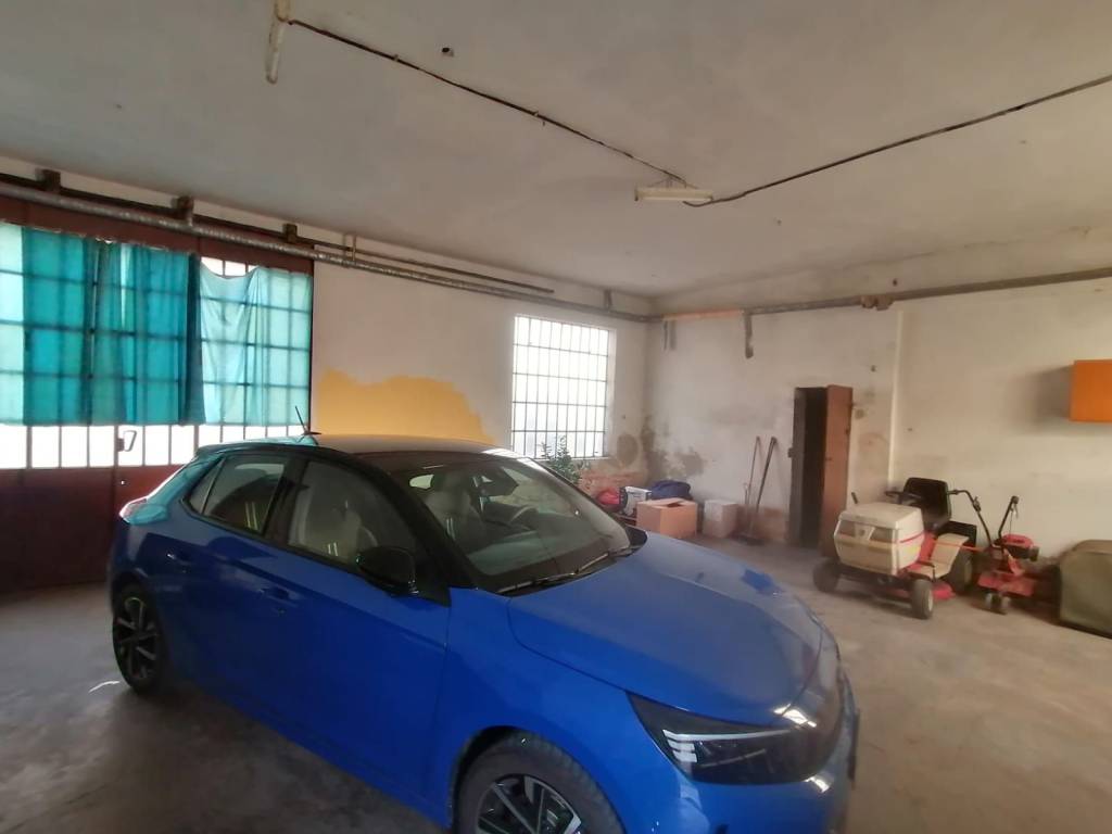 casa indipendente in vendita a Sabbioneta in zona Ponteterra