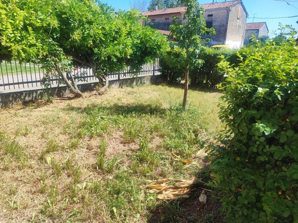 appartamento in vendita a Sabbioneta in zona Villa Pasquali