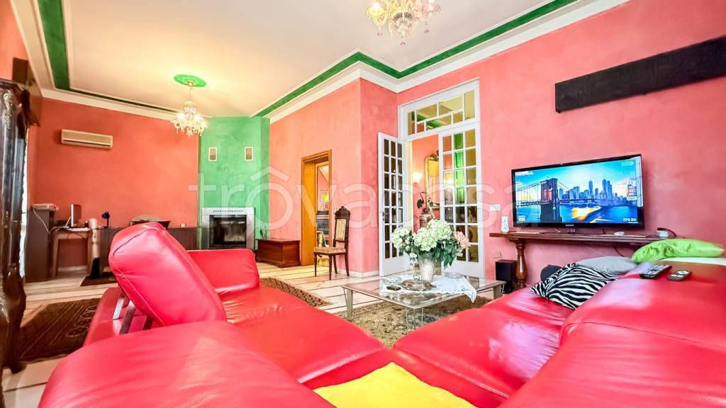 casa indipendente in vendita a Sabbioneta