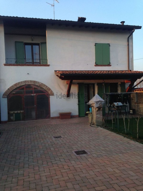 casale in vendita a Sabbioneta