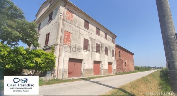 casa indipendente in vendita a Sabbioneta in zona Villa Pasquali