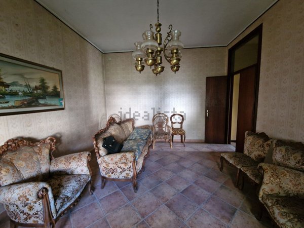 casa indipendente in vendita a Sabbioneta in zona Villa Pasquali